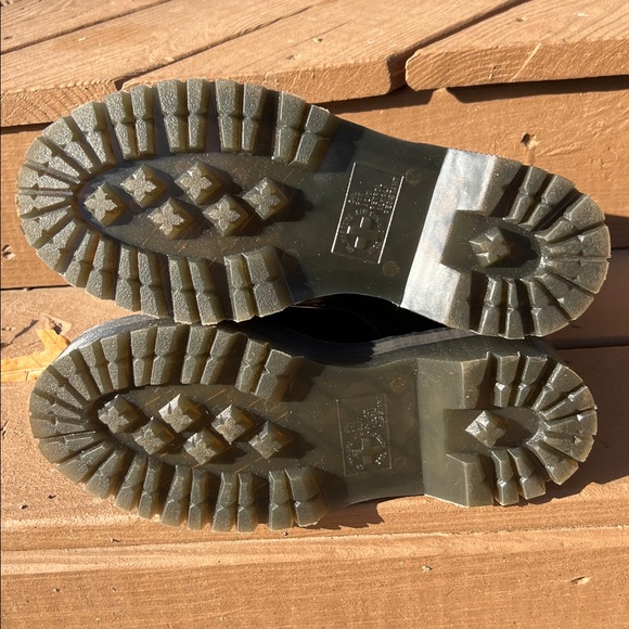 Dr. Martens Black Vegan Sinclair Zip Platform Boots with Yellow Stitching - Picture 2 of 7